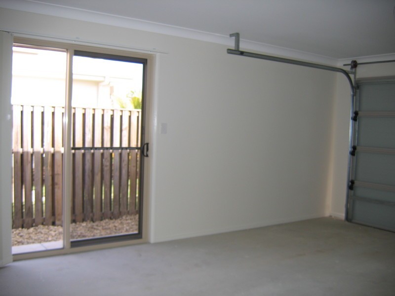 25 Rushcutter Ave, Oxenford QLD 4210