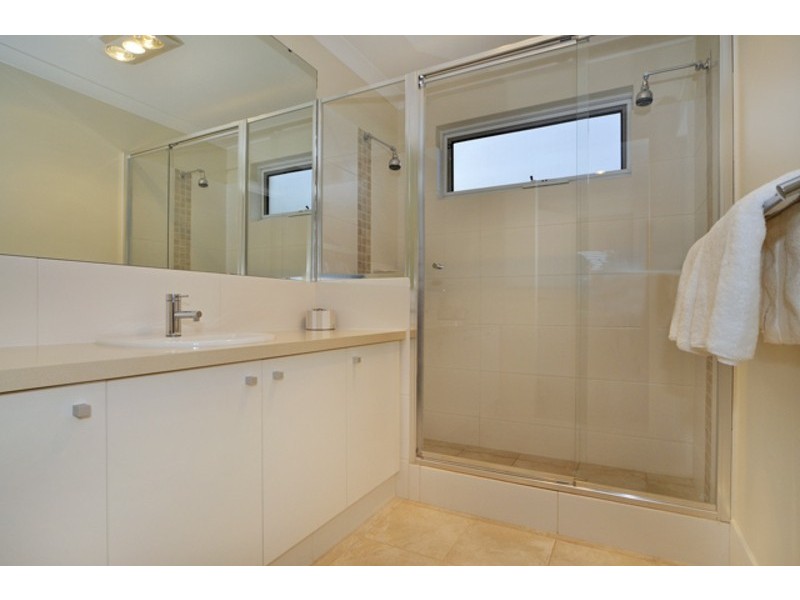 10 Charles St, Karrinyup WA 6018