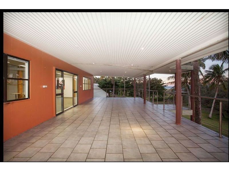1 Griffin Avenue, Bucasia QLD 4750