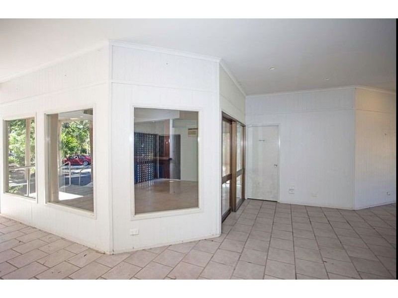 1 Griffin Avenue, Bucasia QLD 4750