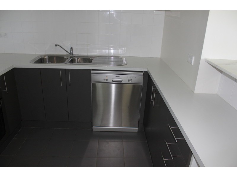 2302/25 Beresford Street, Newcastle West NSW 2302