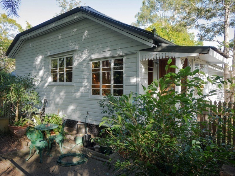 397 Hawkesbury Road, Anstead QLD 4070