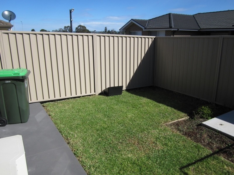 1/3-9 Partridge Street, Spring Farm NSW 2570