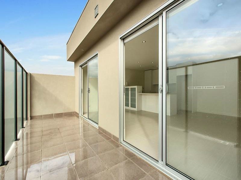302/437 North Road, Ormond VIC 3204