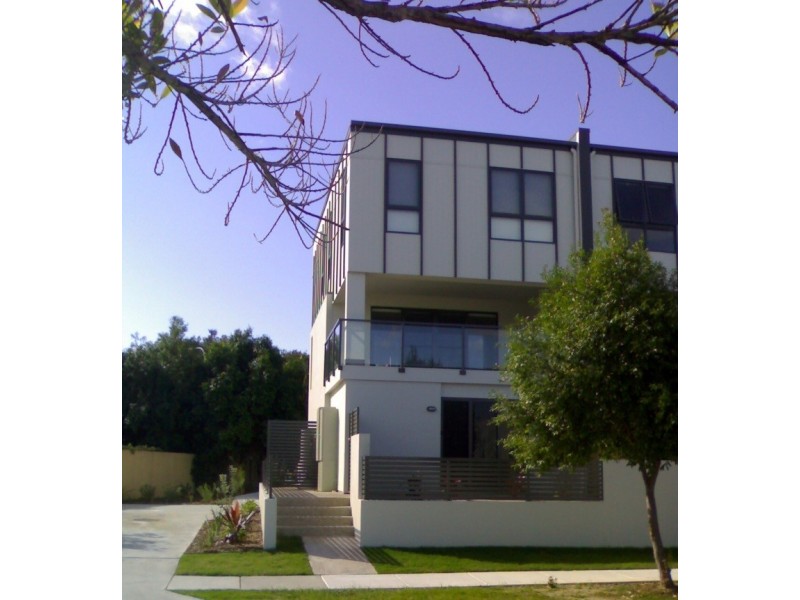 9/61 East Quay Drive, Biggera Waters QLD 4216