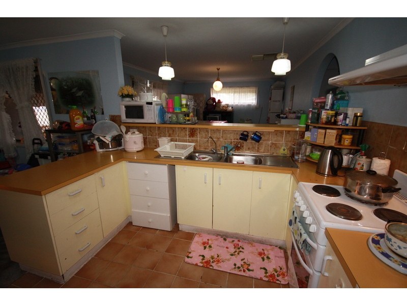 8 Meath Avenue, Salisbury Downs SA 5108