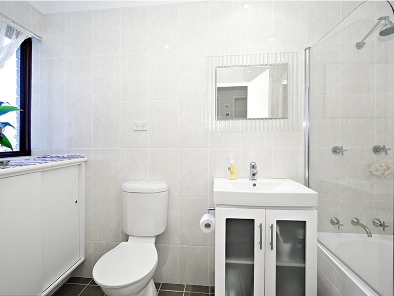 7/38  Flora St, Roselands NSW 2196