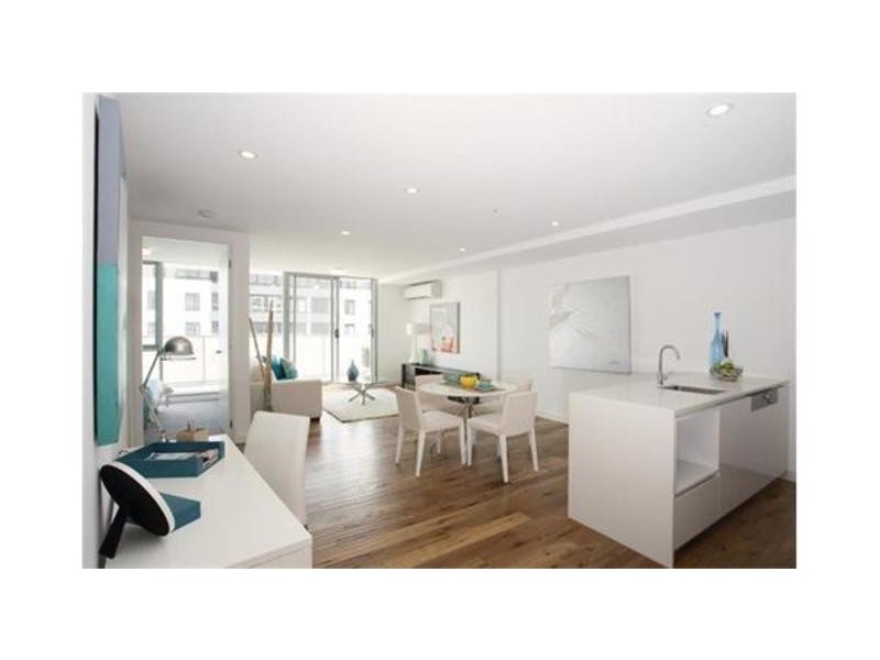 913/101 Bay Street, Port Melbourne VIC 3207