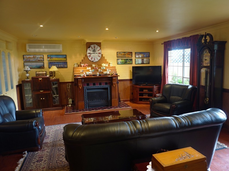 73 Greendale Road, Wallacia NSW 2745