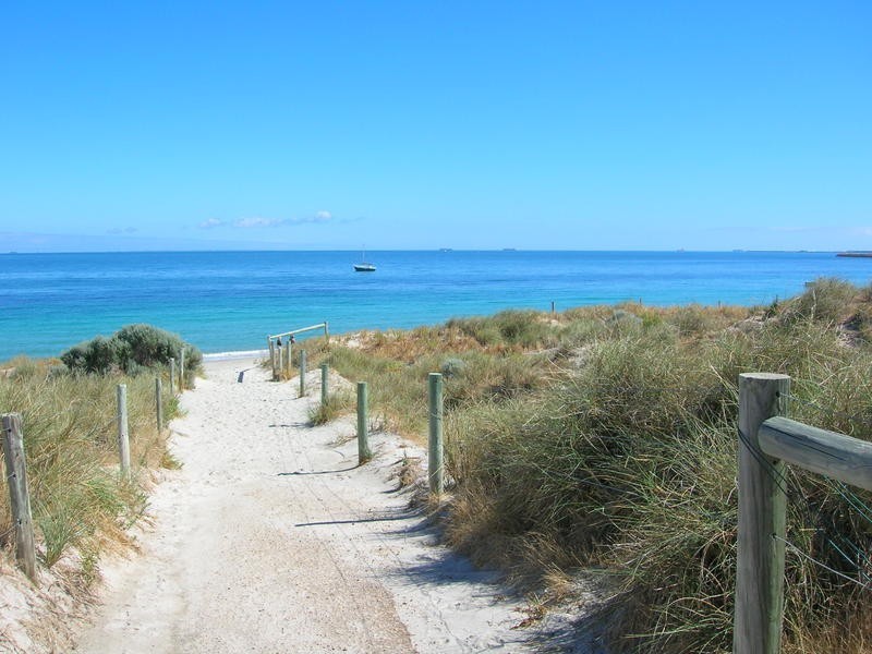 77/3 Powell Road, Coogee WA 6166