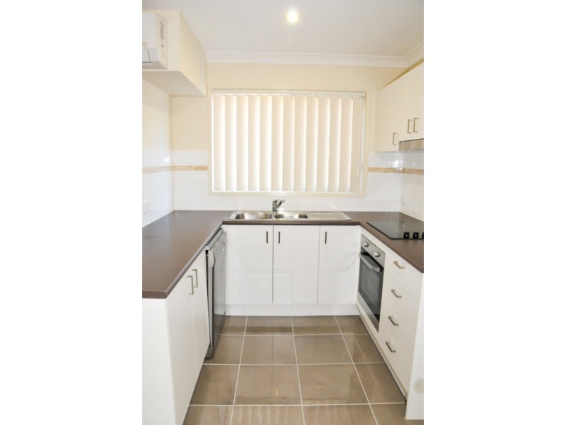9/45 Blaxland Crescent, Redbank Plains QLD 4301