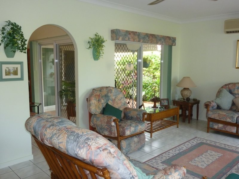 9 Capri Close, Kewarra Beach QLD 4879