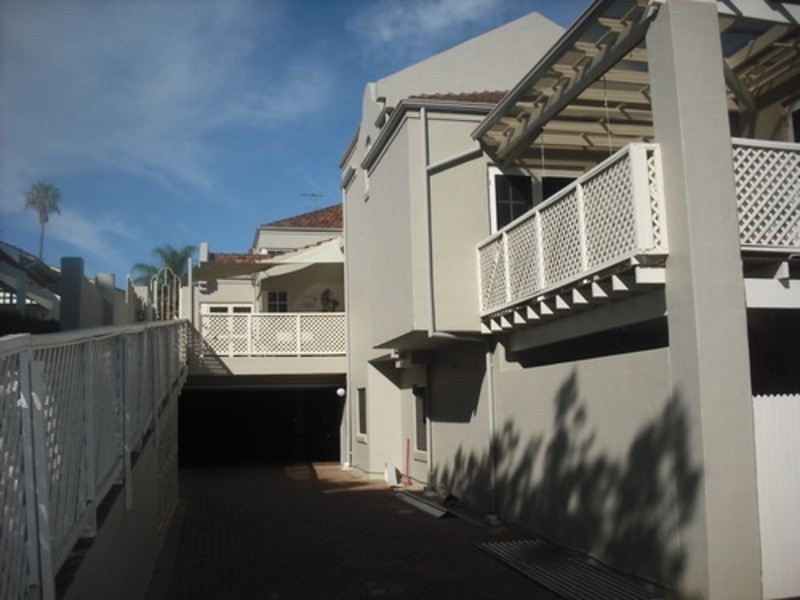 Perth WA 6000