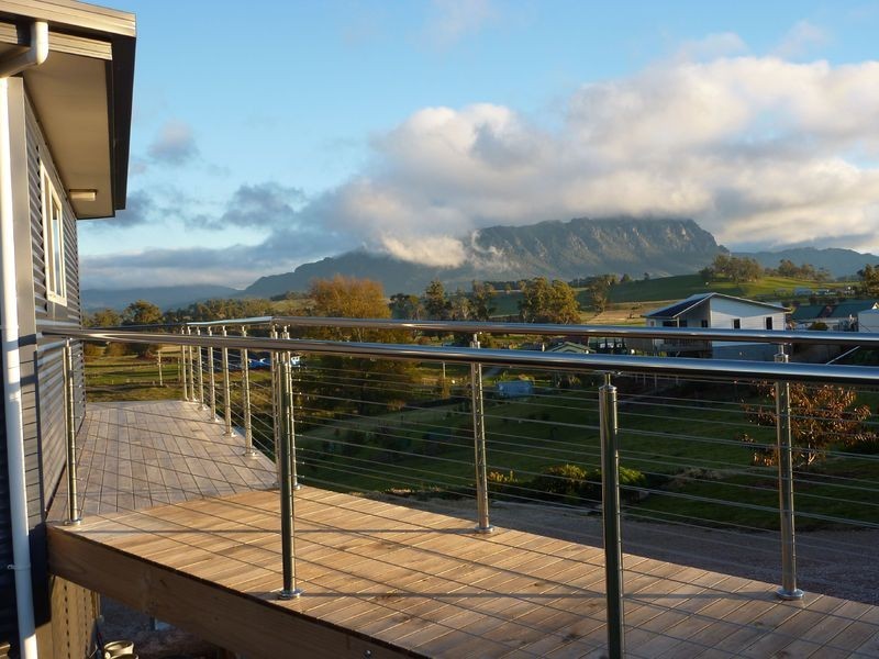 10 Landon Place, Sheffield TAS 7306