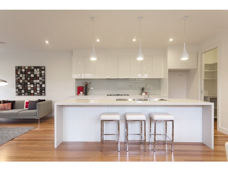 11 Paul Street, Cheltenham VIC 3192