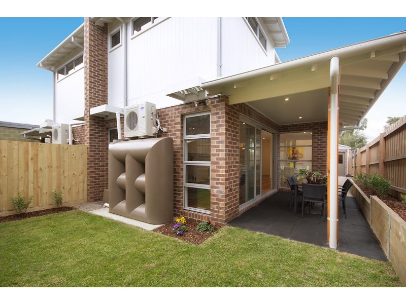 11 Paul Street, Cheltenham VIC 3192