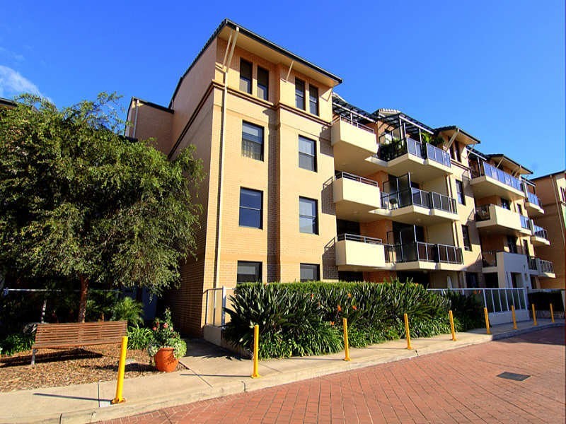 2 Dolphin Close, Chiswick NSW 2046