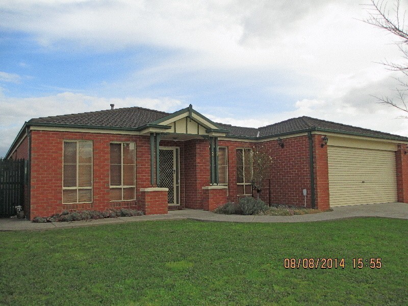 22 Blake Street, Berwick VIC 3806