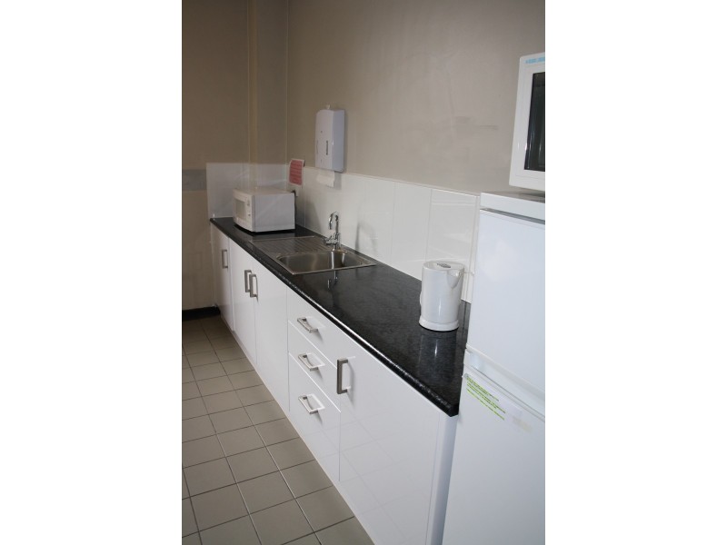 710 High Street Road, Glen Waverley VIC 3150