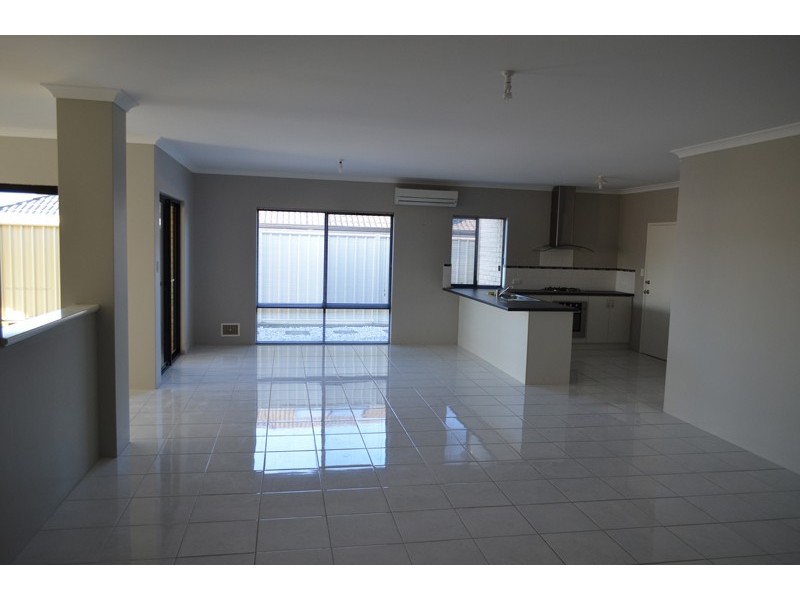 58 Badgerup Avenue, Lakelands WA 6180