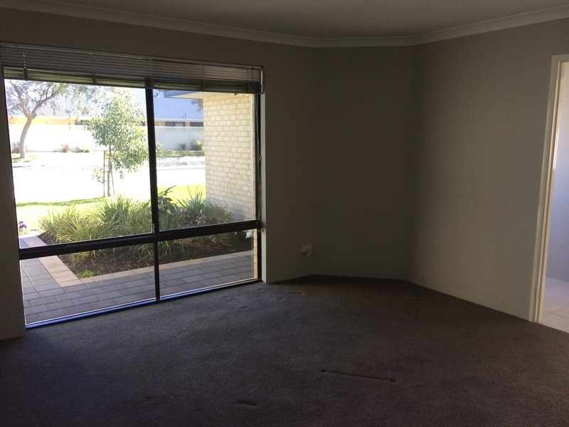 58 Badgerup Avenue, Lakelands WA 6180