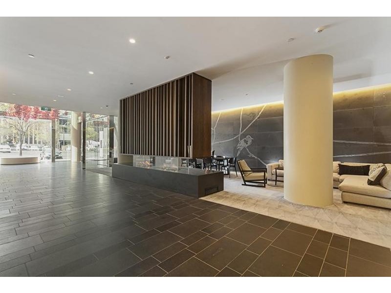 2212/50 Albert Road, South Melbourne VIC 3205