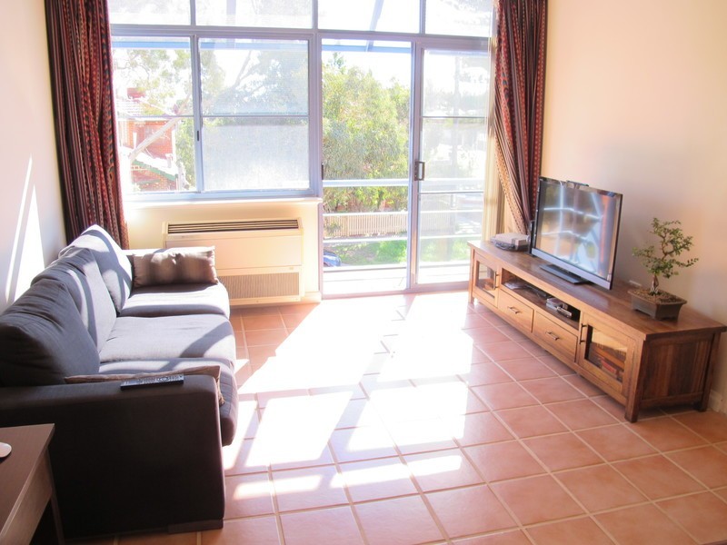 13/330 South Terrace, South Fremantle WA 6162