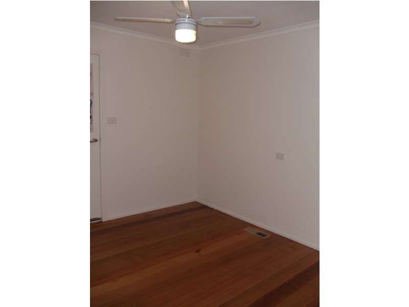 12  Della Street, Scoresby VIC 3179