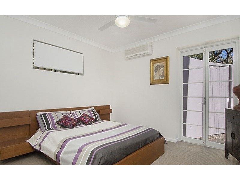 2/106 Racecourse Road, Ascot QLD 4007