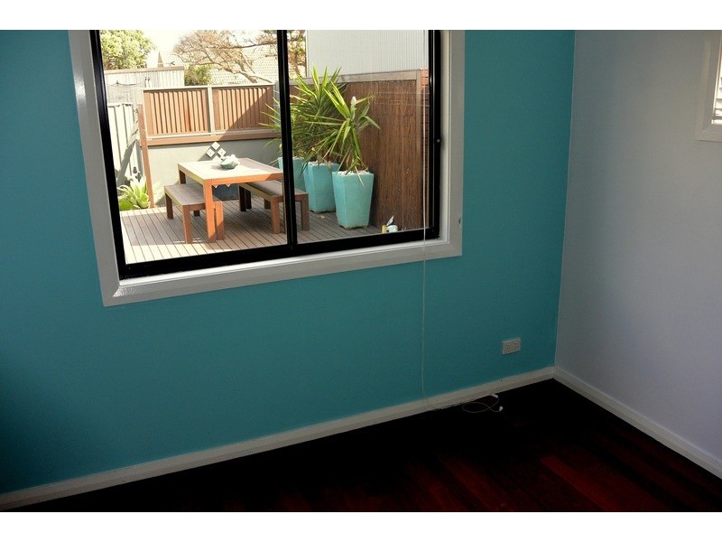 1/23 Stone Street, Stockton NSW 2295