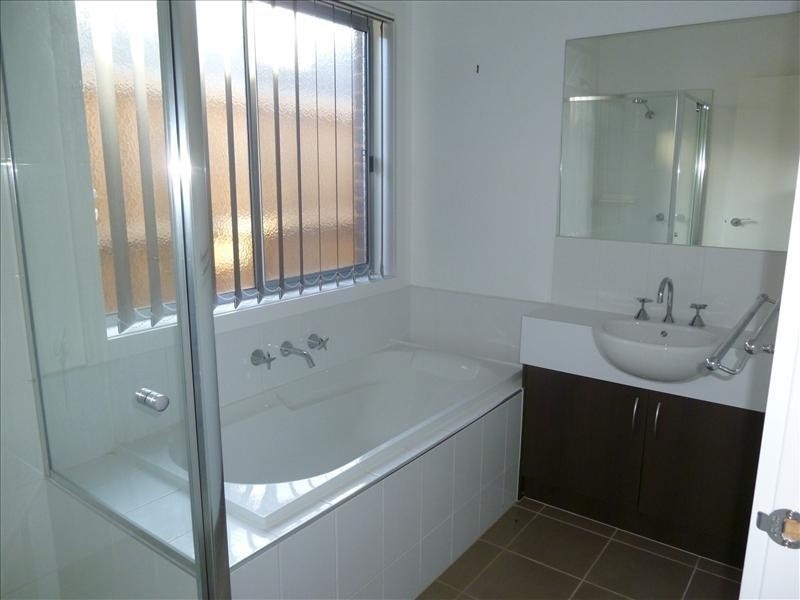 Melton West VIC 3337