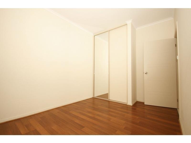 26 Londonderry Cres, Mansfield Park SA 5012