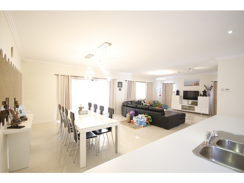 84 Medika Blvd, Mansfield Park SA 5012