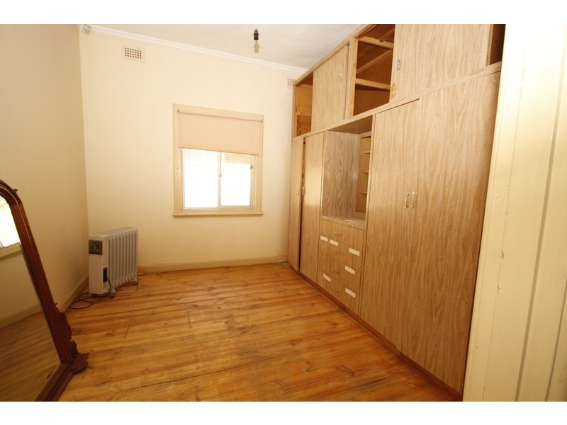 29 Nyonga Ave, Croydon Park SA 5008