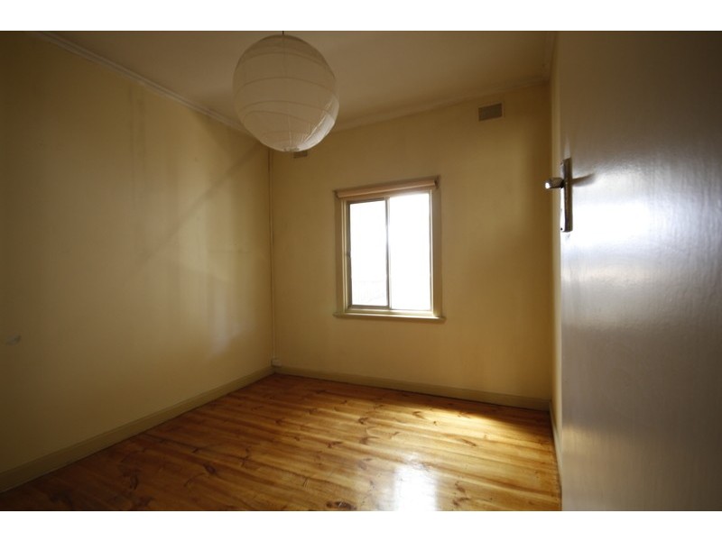 29 Nyonga Ave, Croydon Park SA 5008