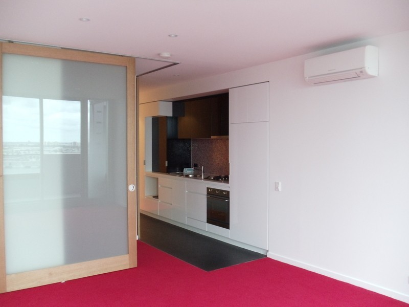 S1607/241 Harbour esplanade, Docklands VIC 3008