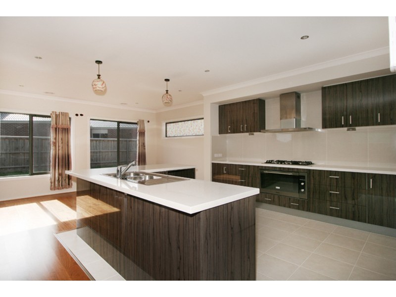 118 Ridgemont Drive, Berwick VIC 3806