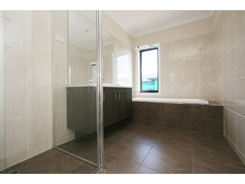118 Ridgemont Drive, Berwick VIC 3806