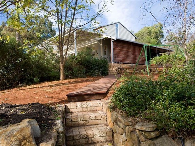 18  Amherst Ave, Darlington WA 6070