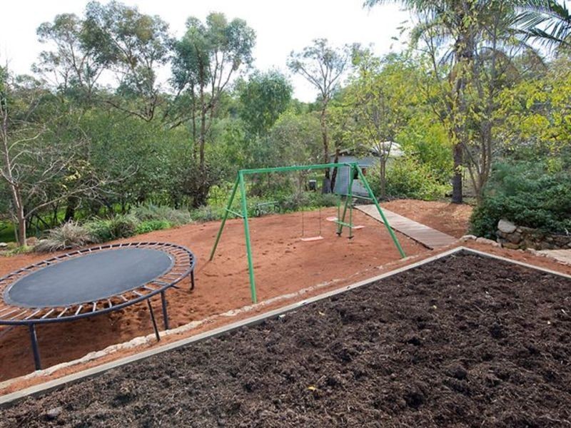 18  Amherst Ave, Darlington WA 6070