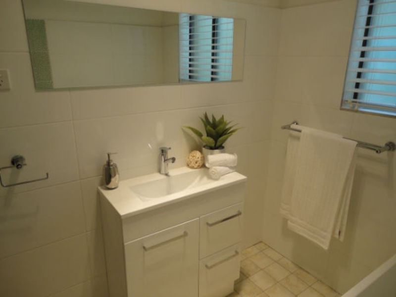 56 Genevieve Road, Bullaburra NSW 2784