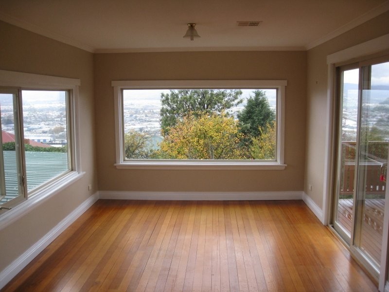 13 Broadview Crescent, Trevallyn TAS 7250