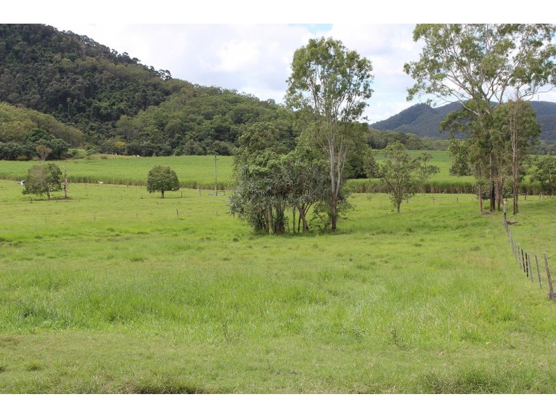 133 Rands Road, Koumala QLD 4738