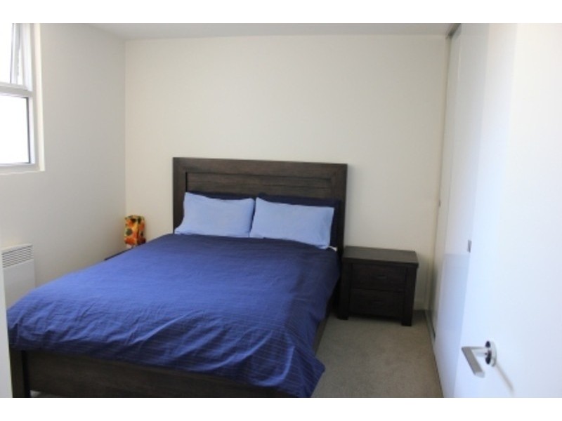 8/48 Eucalyptus Drive, Maidstone VIC 3012