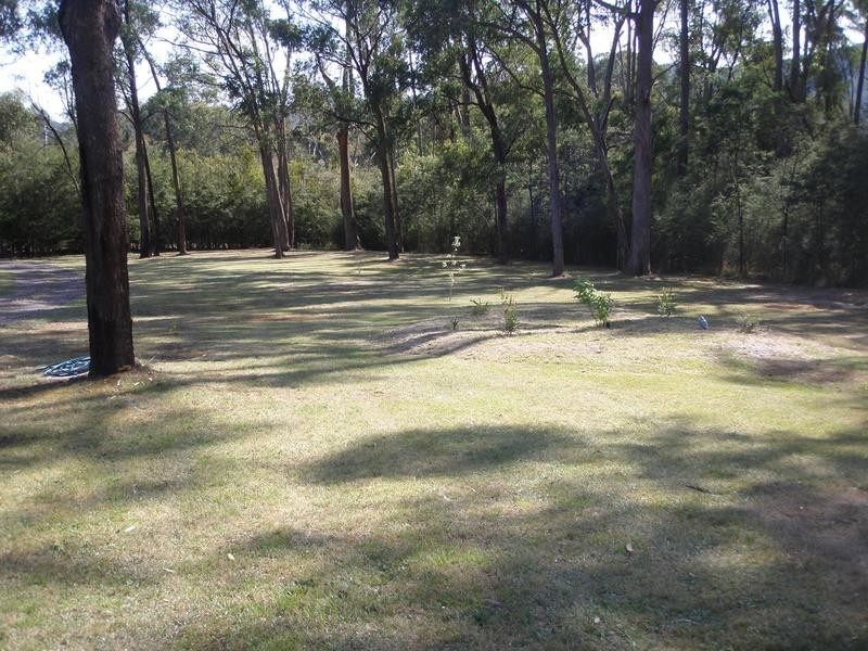 49 Waterson Rd, Jamieson VIC 3723