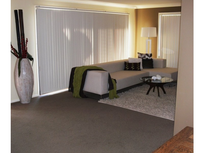 2 Grandis Place, Bateau Bay NSW 2261