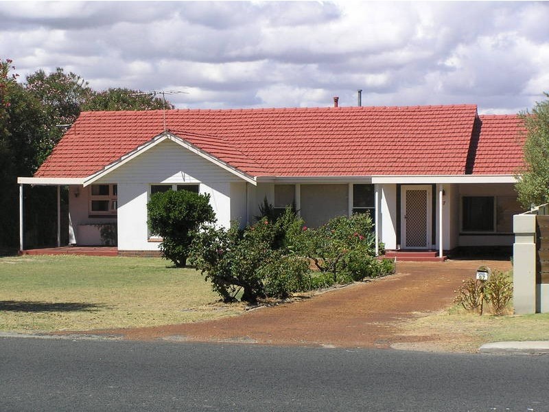 67 Beach Road, South Bunbury WA 6230