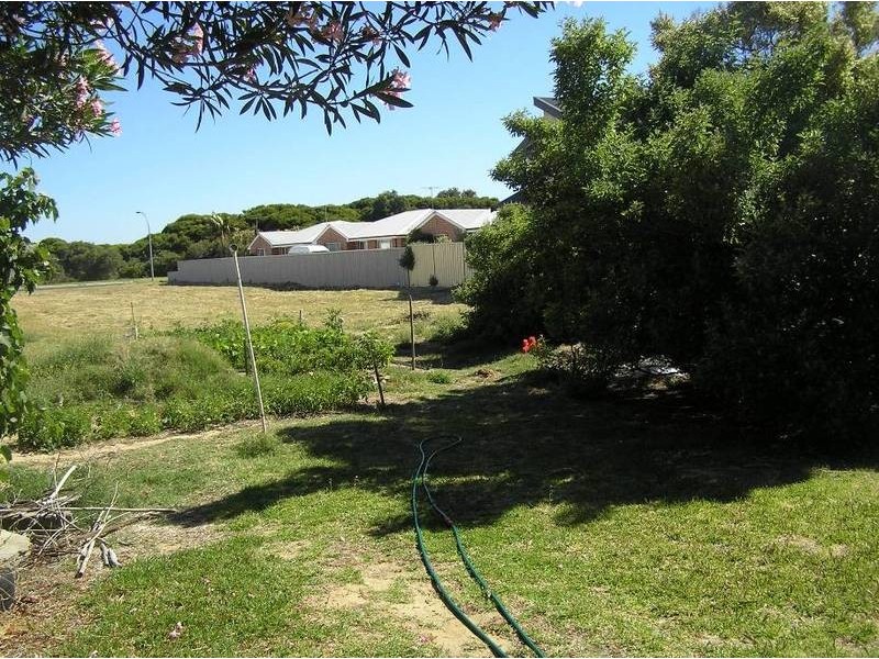 67 Beach Road, South Bunbury WA 6230