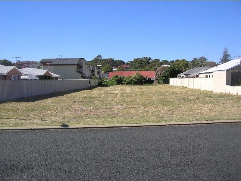 67 Beach Road, South Bunbury WA 6230