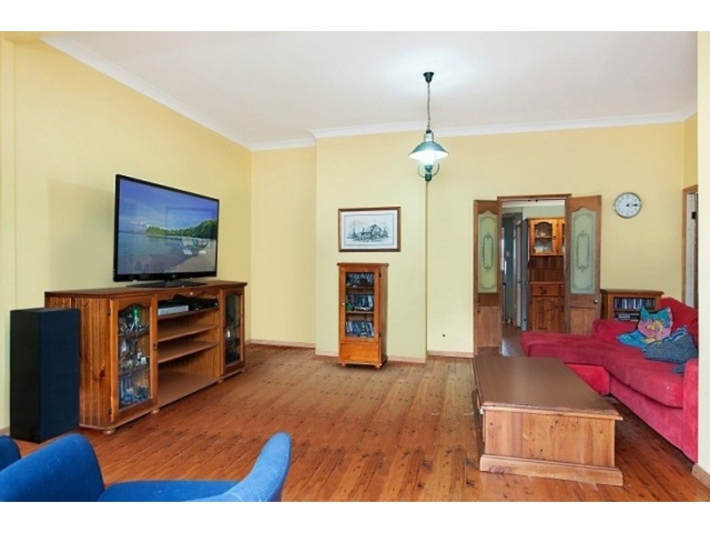 137 Main Road, Toukley NSW 2263
